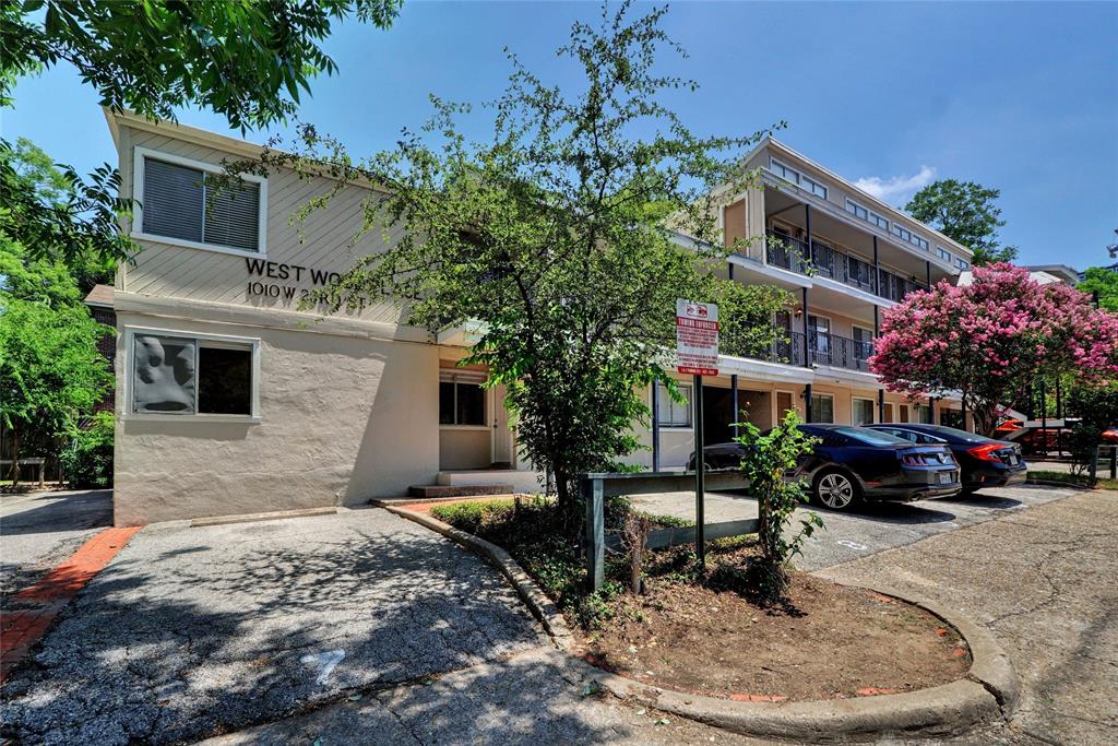 1010 West 23rd Street, Unit 1 Austin, TX 78705 - Photo 10 of 10 a view of a house with a patio