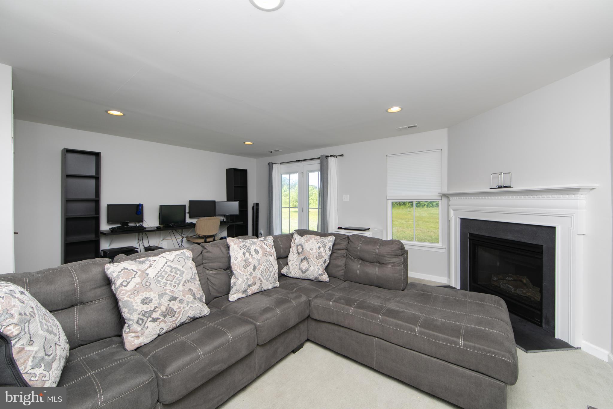304 Iannelli Road Clarksboro, NJ 08020 - Photo 8 of 43 Gallery Image 8