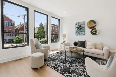 $1,399,000 | 2044 West Superior Street, Chicago, IL 60612