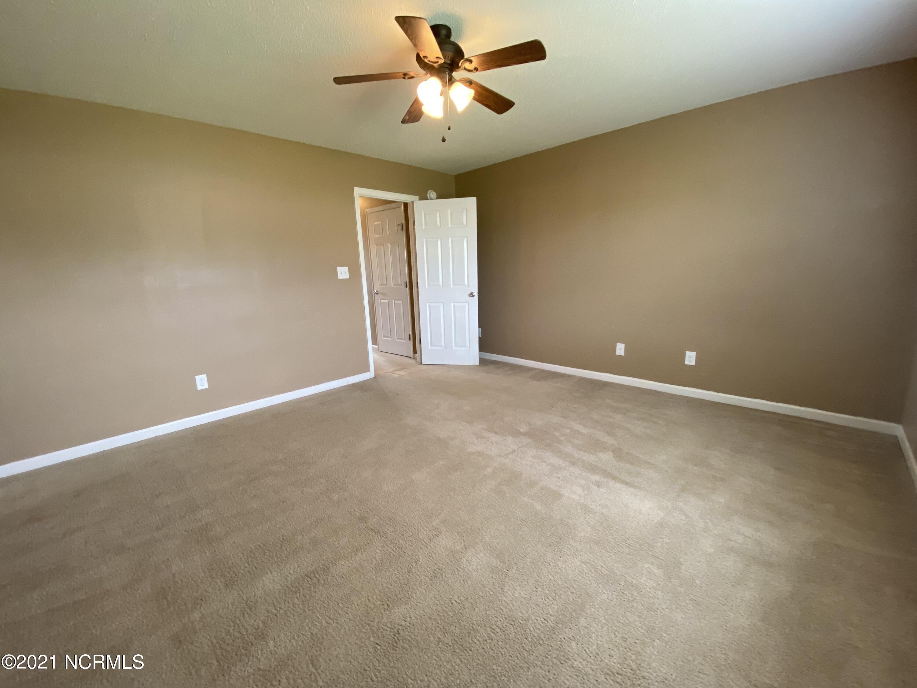 106 Gamble Way Hubert, NC 28539 - Photo 29 of 43 IMG_2975