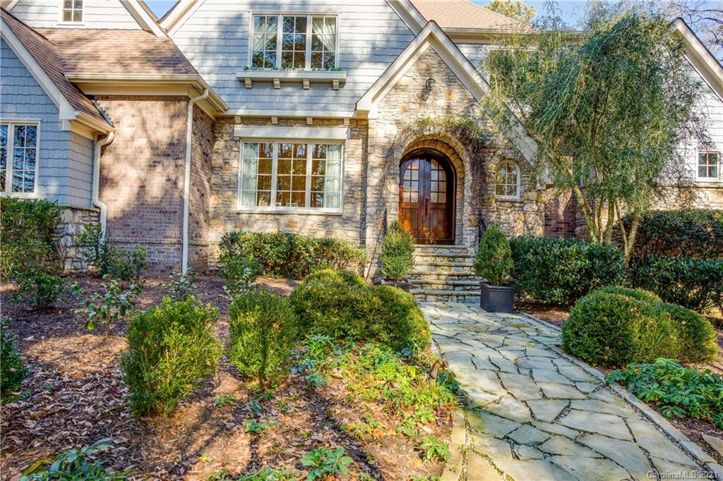 13324 Claysparrow Road Charlotte, NC 28278 - Photo 2 of 29 Gallery Image 2