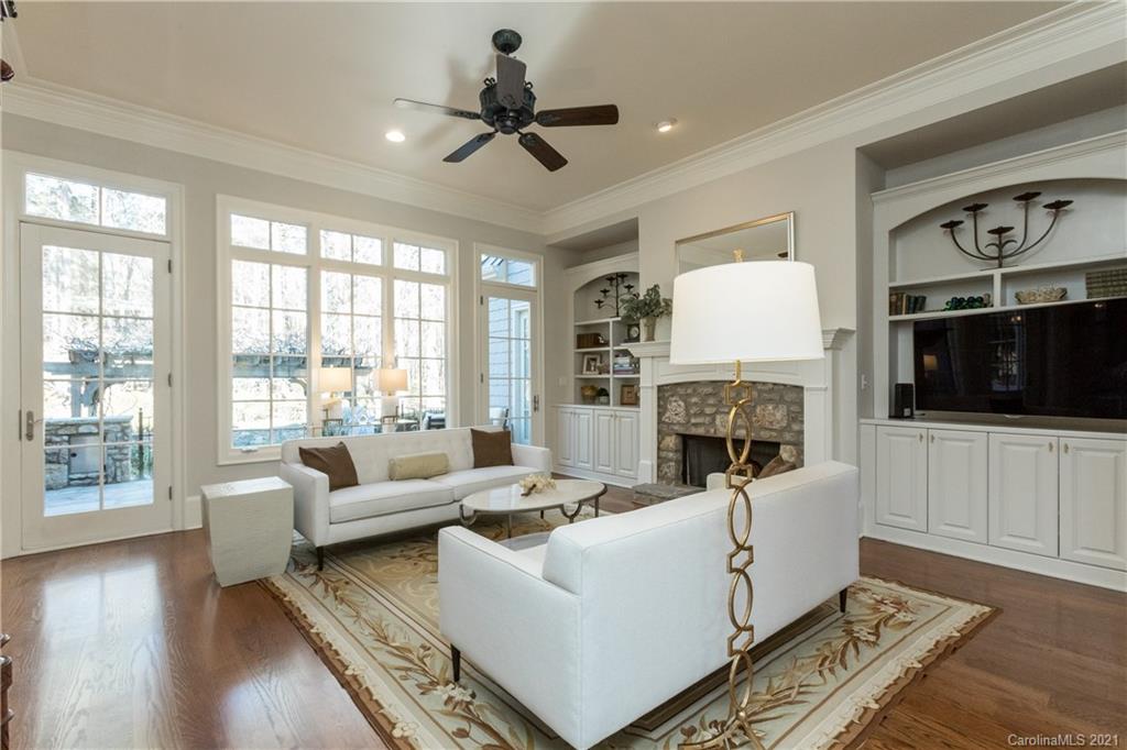 13324 Claysparrow Road Charlotte, NC 28278 - Photo 11 of 29 Gallery Image 11