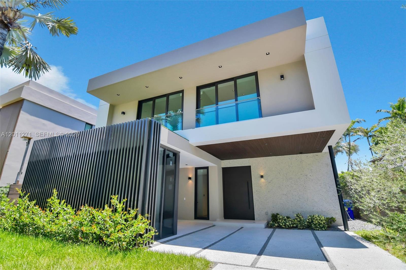 125 Southwest 29th Road Miami, FL 33129 - Photo 18 of 69