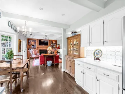 $385,000 | 409 East 108th Terrace, Kansas City, MO 64131
