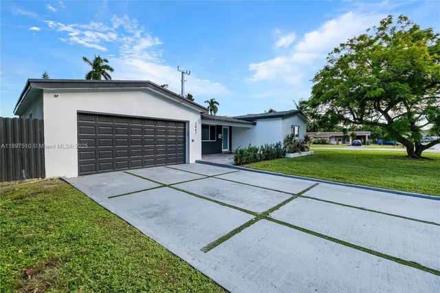 $629,000 | 2441 Alcazar Drive, Miramar, FL 33023