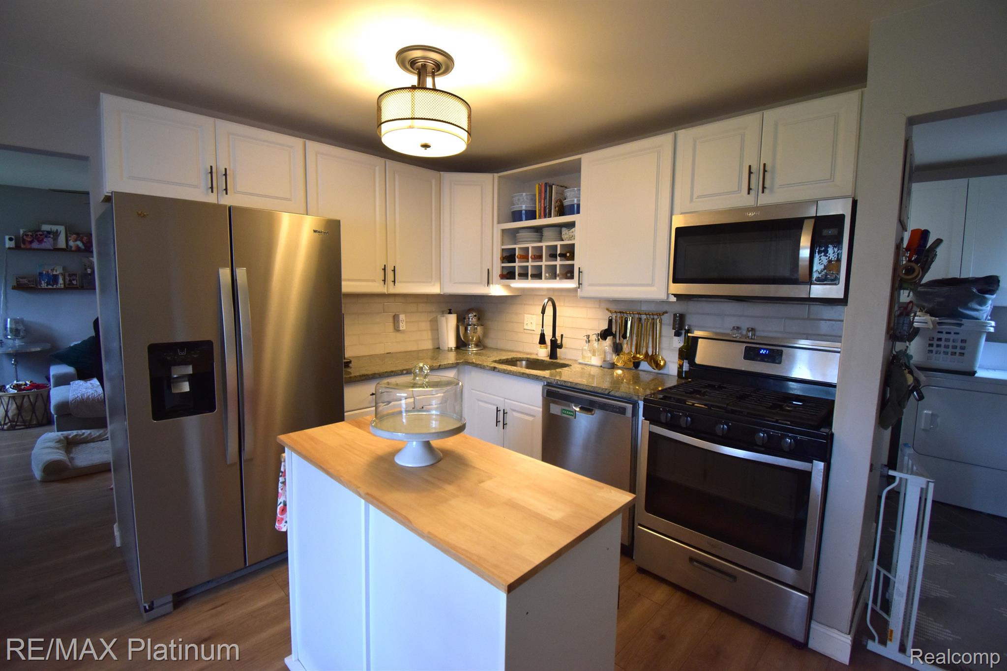 329 Gamma Road Walled Lake, MI 48390 - Photo 5 of 18 Gallery Image 5
