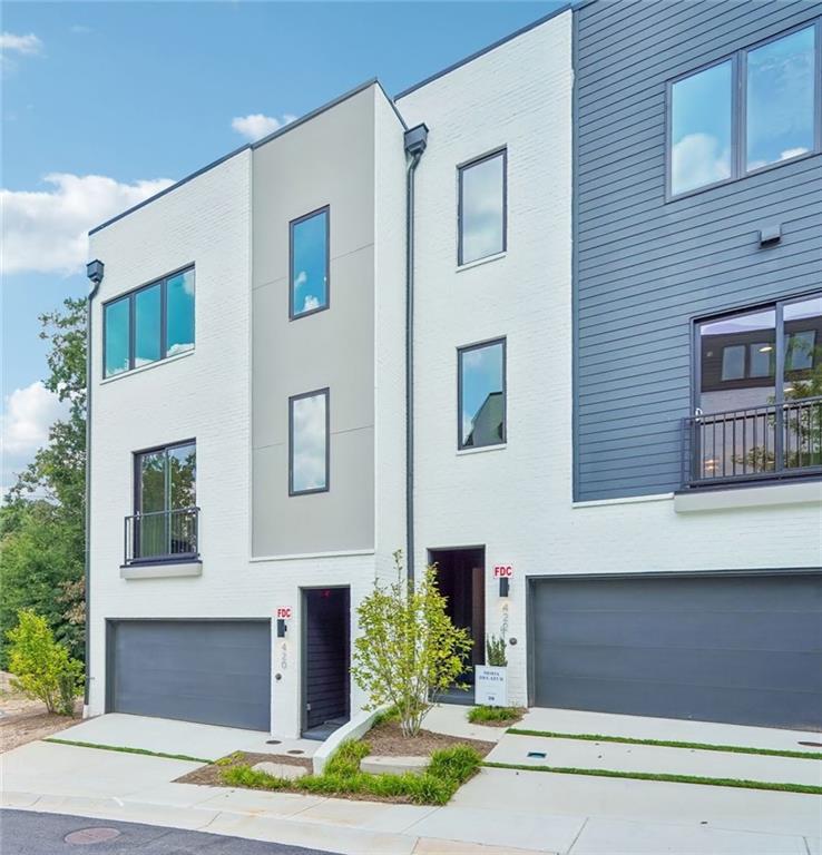 420 Cedar Dust Drive Decatur, GA 30030 - Photo 3 of 58 Gallery Image 3