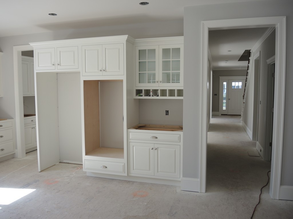 38 Mayflower Road Needham, MA 02492 - Photo 9 of 21