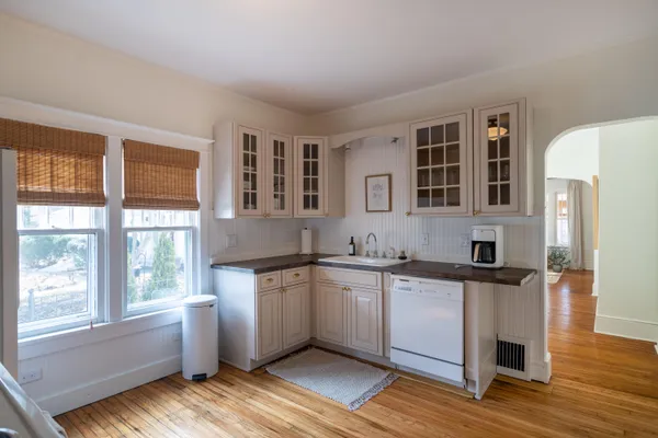 $1,200,000 | 410 North Shore Drive, South Haven, MI 49090