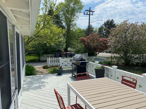 $1,200,000 | 410 North Shore Drive, South Haven, MI 49090