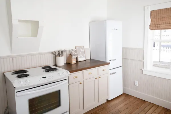 $1,200,000 | 410 North Shore Drive, South Haven, MI 49090