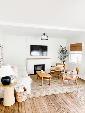 $1,200,000 | 410 North Shore Drive, South Haven, MI 49090