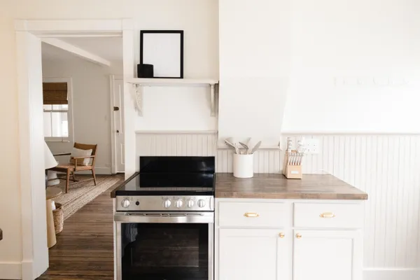 $1,200,000 | 410 North Shore Drive, South Haven, MI 49090