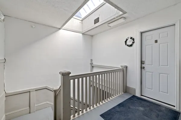 $1,675,000 | 524 Sunapee Street, Newport, NH 03773