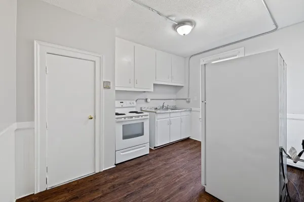 $1,675,000 | 524 Sunapee Street, Newport, NH 03773