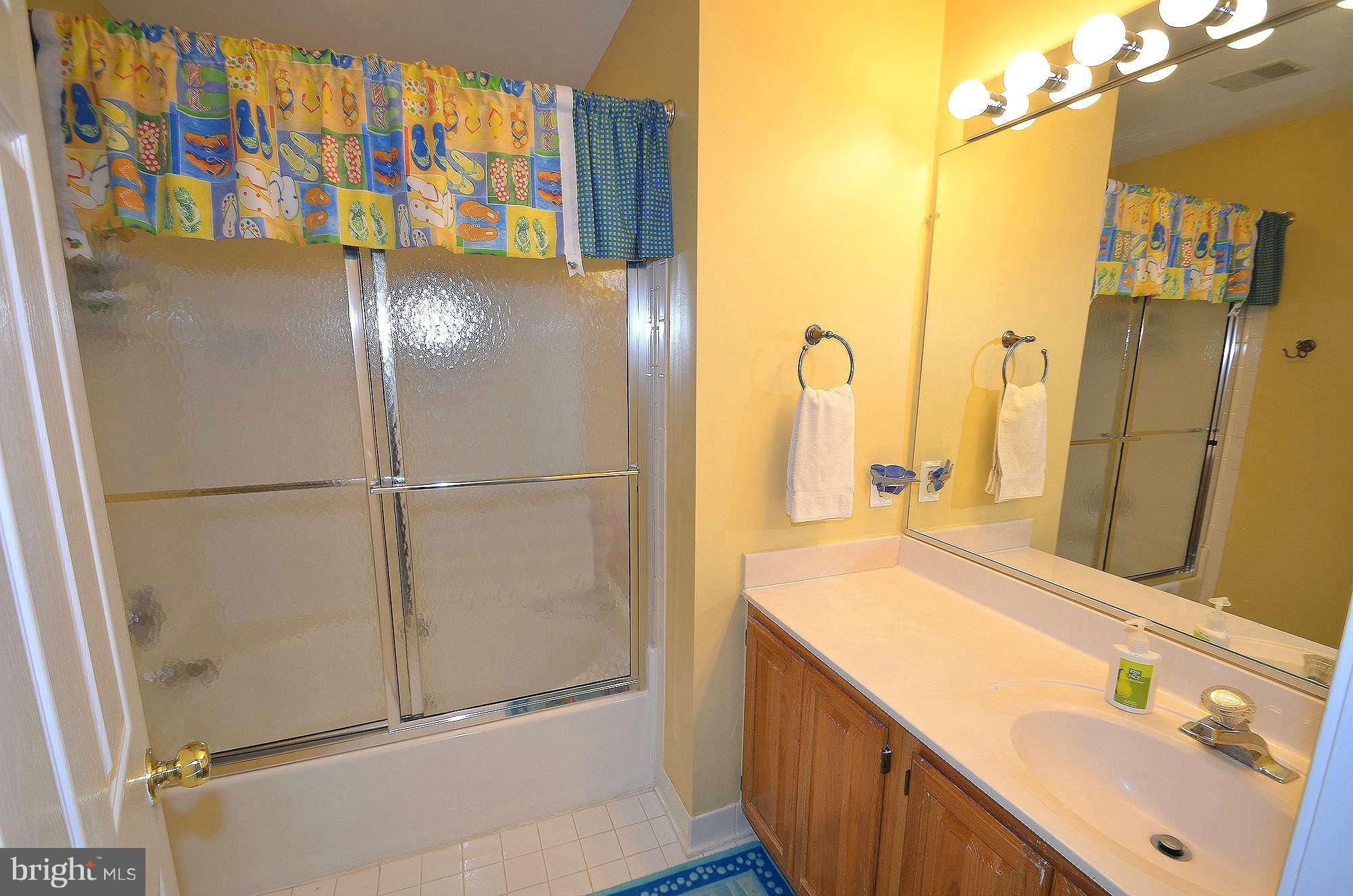 1764 Rochester Street Crofton, MD 21114 - Photo 18 of 29 Bath