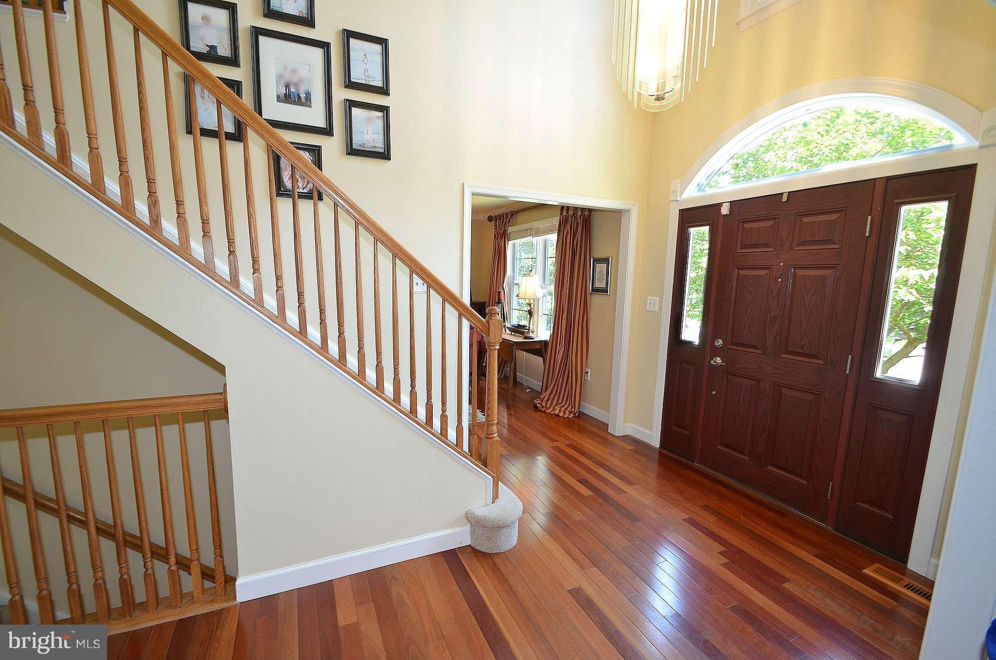 1764 Rochester Street Crofton, MD 21114 - Photo 3 of 29 Foyer