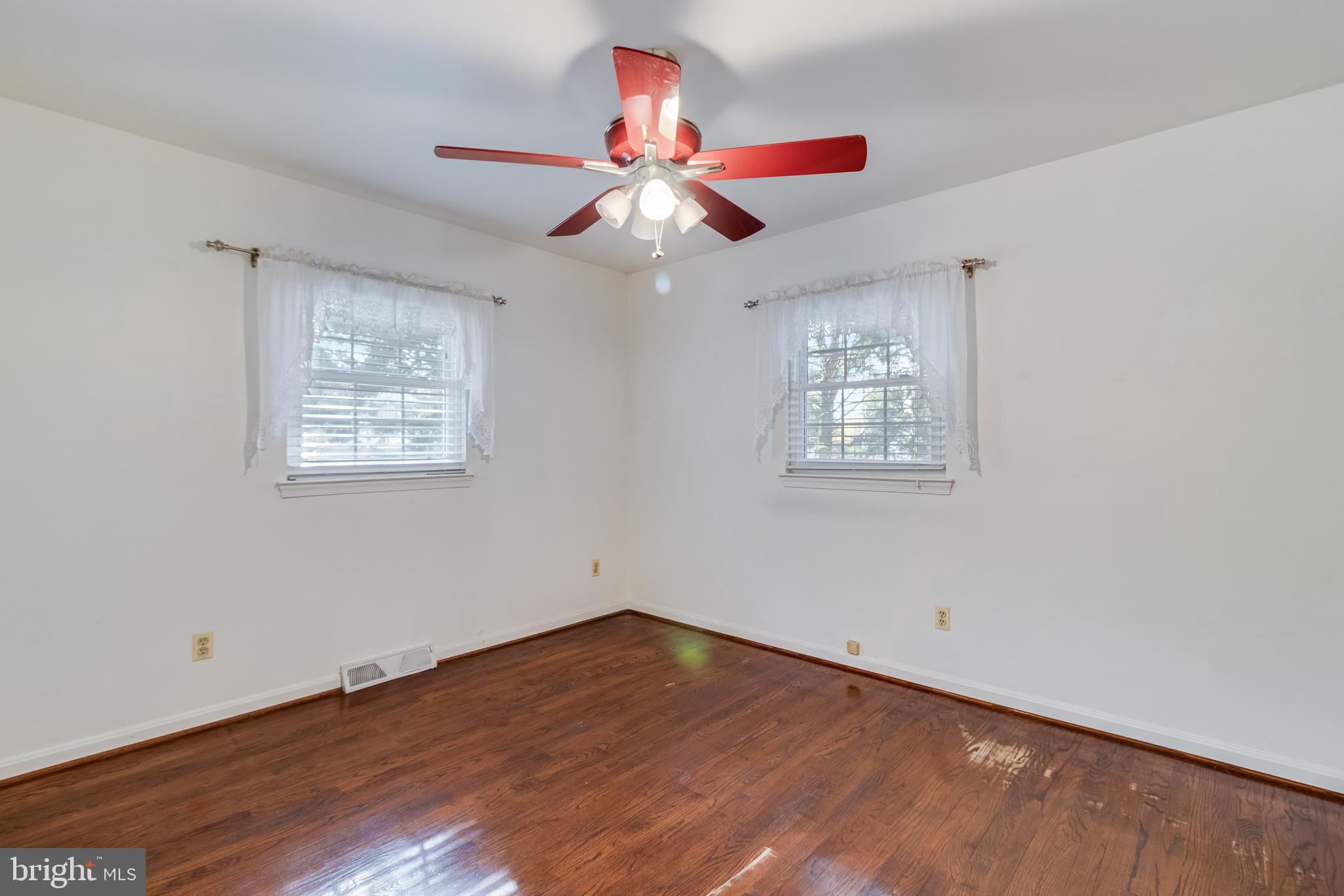 809 Hillside Avenue Edgewater, MD 21037 - Photo 8 of 45