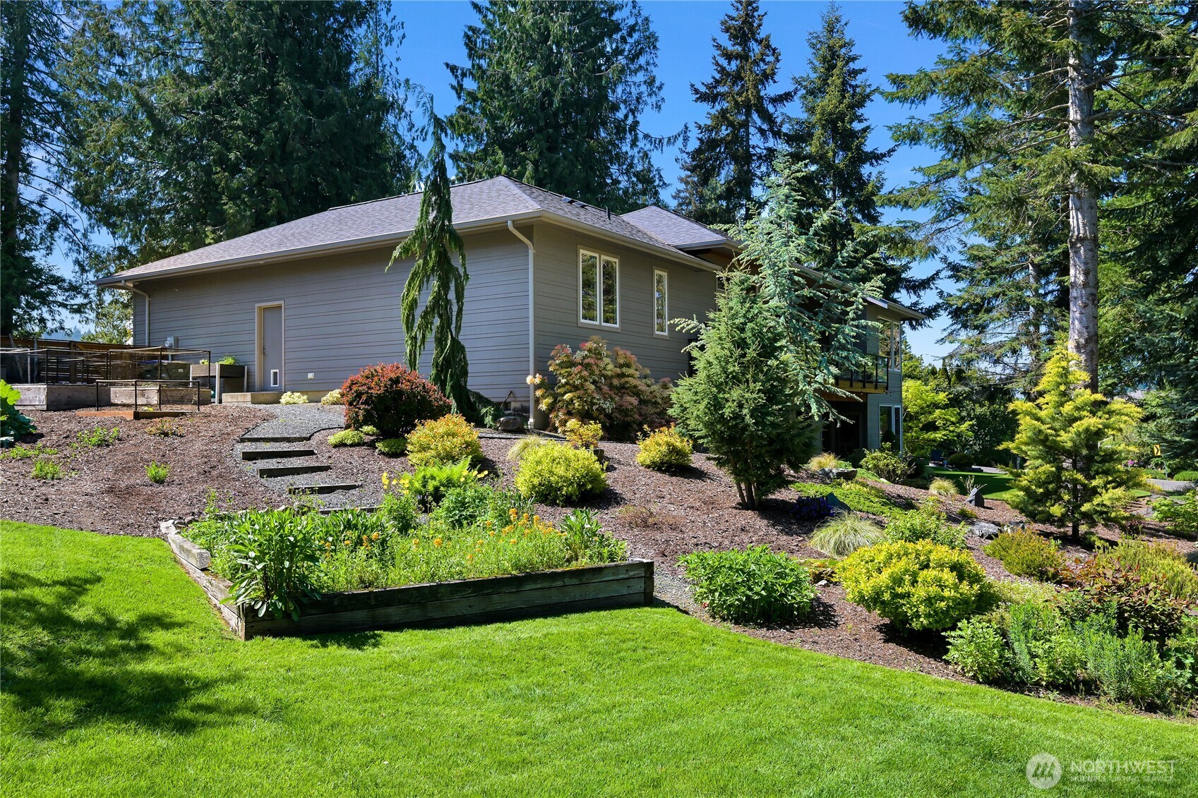 28 Strawberry Point Road Bellingham, WA 98229 - Photo 33 of 40 Gallery Image 33