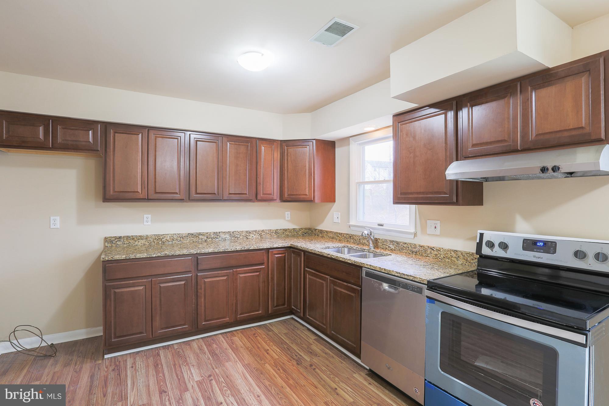4830 Hawksbury Road Baltimore, MD 21208 - Photo 13 of 30 Kitchen