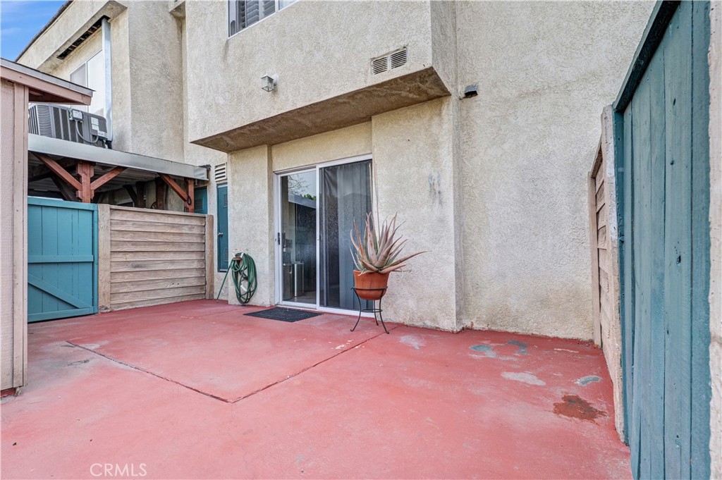 16825 Passage Paramount, CA 90723 - Photo 18 of 28