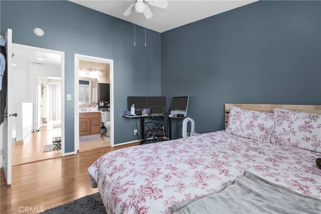 16825 Passage Paramount, CA 90723 - Photo 25 of 28