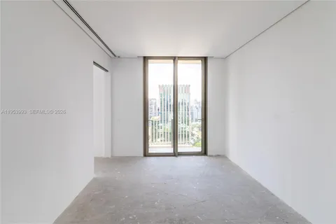 $22,847,568 | 303 R. Lopes Neto, Unit 21/22