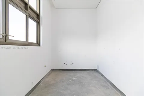 $22,847,568 | 303 R. Lopes Neto, Unit 21/22