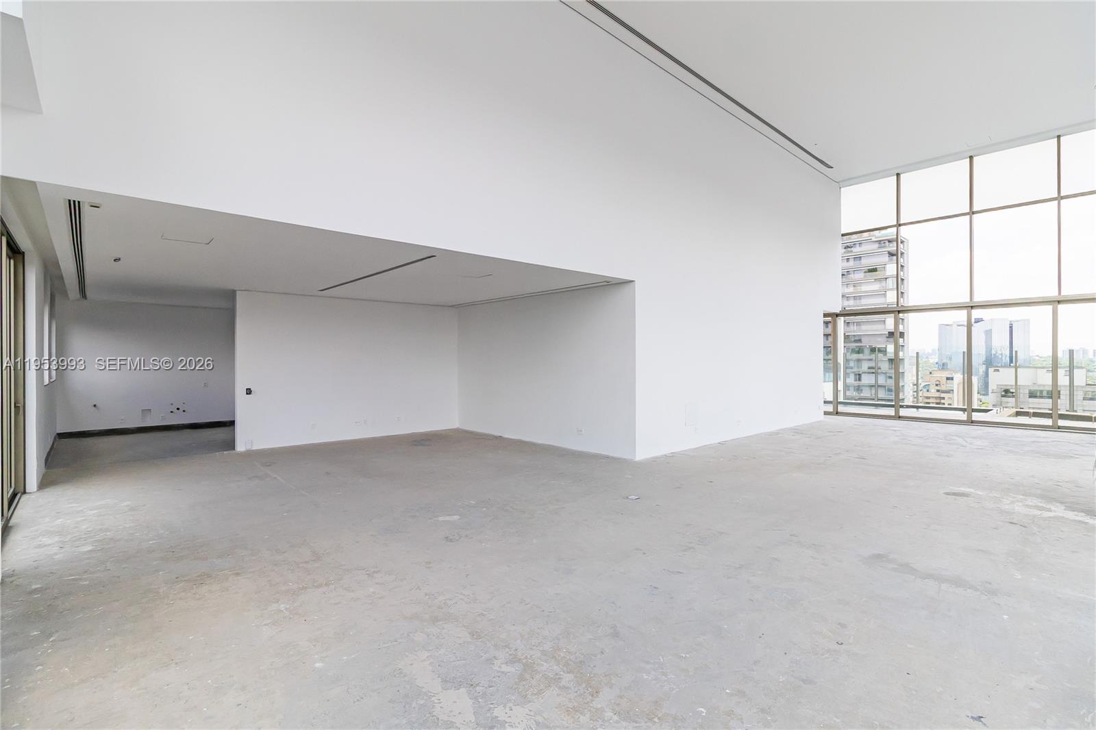 303 R. Lopes Neto, Unit 21/22 undefined, SP 04538-081 - Photo 3 of 50