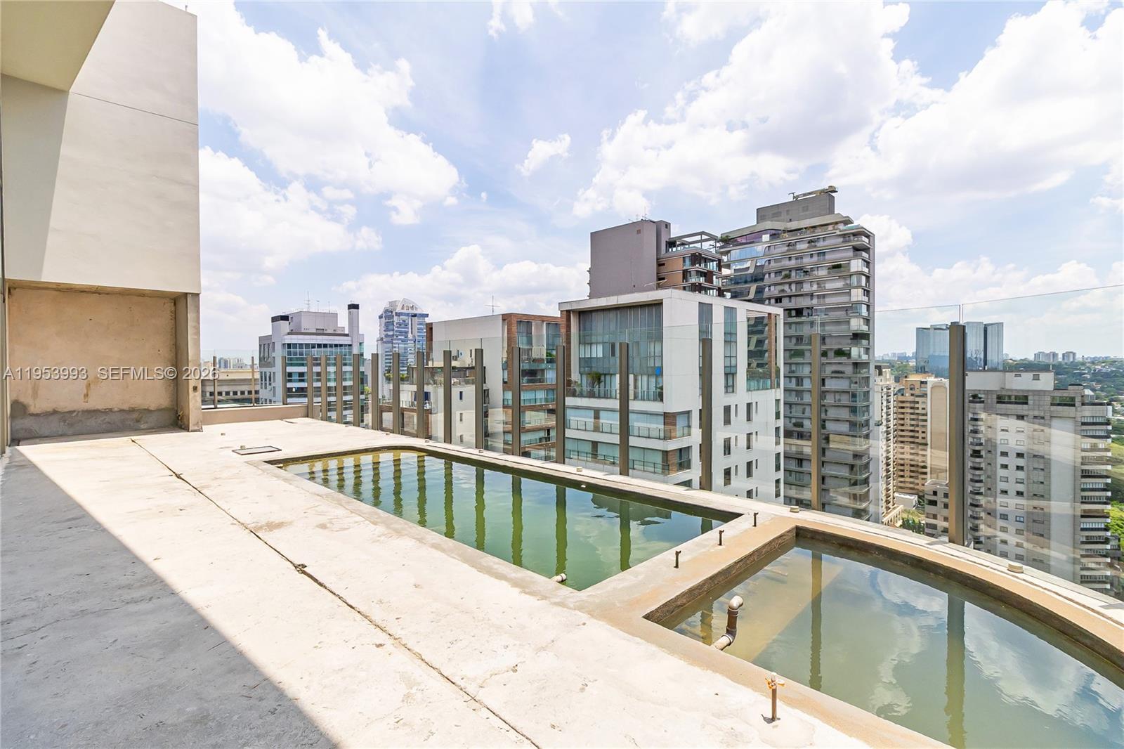 303 R. Lopes Neto, Unit 21/22 undefined, SP 04538-081 - Photo 41 of 50