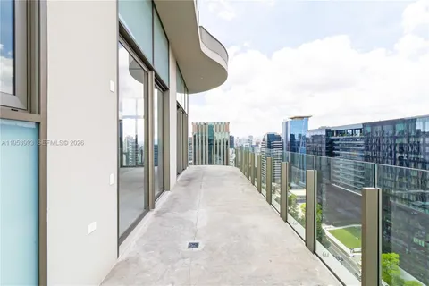 $22,847,568 | 303 R. Lopes Neto, Unit 21/22