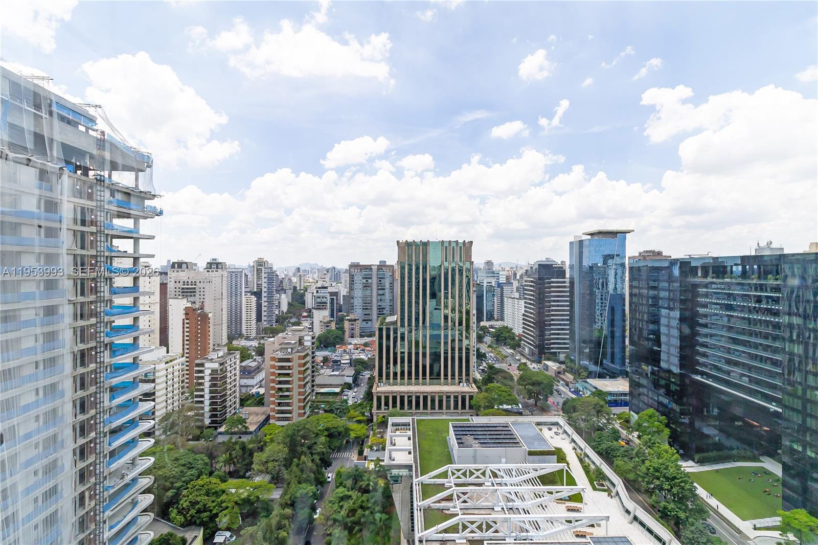 303 R. Lopes Neto, Unit 21/22 undefined, SP 04538-081 - Photo 43 of 50