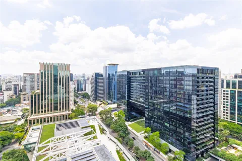 $22,847,568 | 303 R. Lopes Neto, Unit 21/22