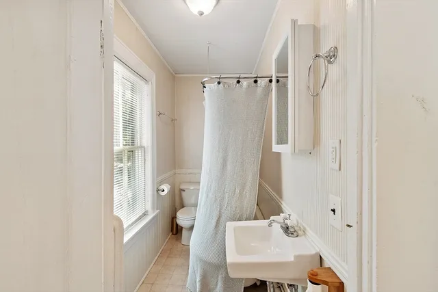 $1,800 | 29 River Road, Unit 3, Pepperell, MA 01463