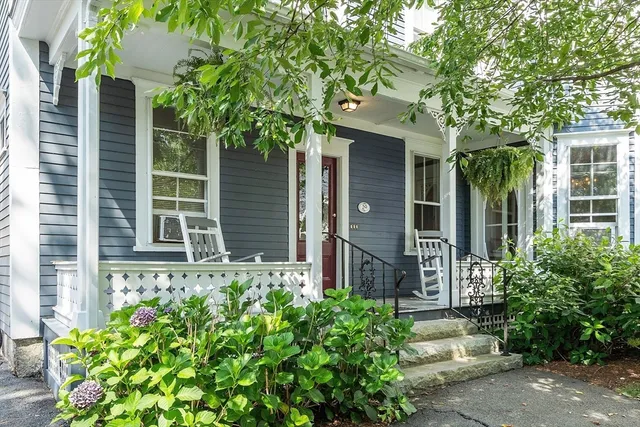 $1,700 | 29 River Road, Unit 3, Pepperell, MA 01463