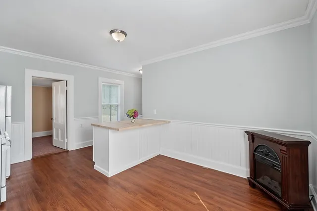 $1,800 | 29 River Road, Unit 3, Pepperell, MA 01463