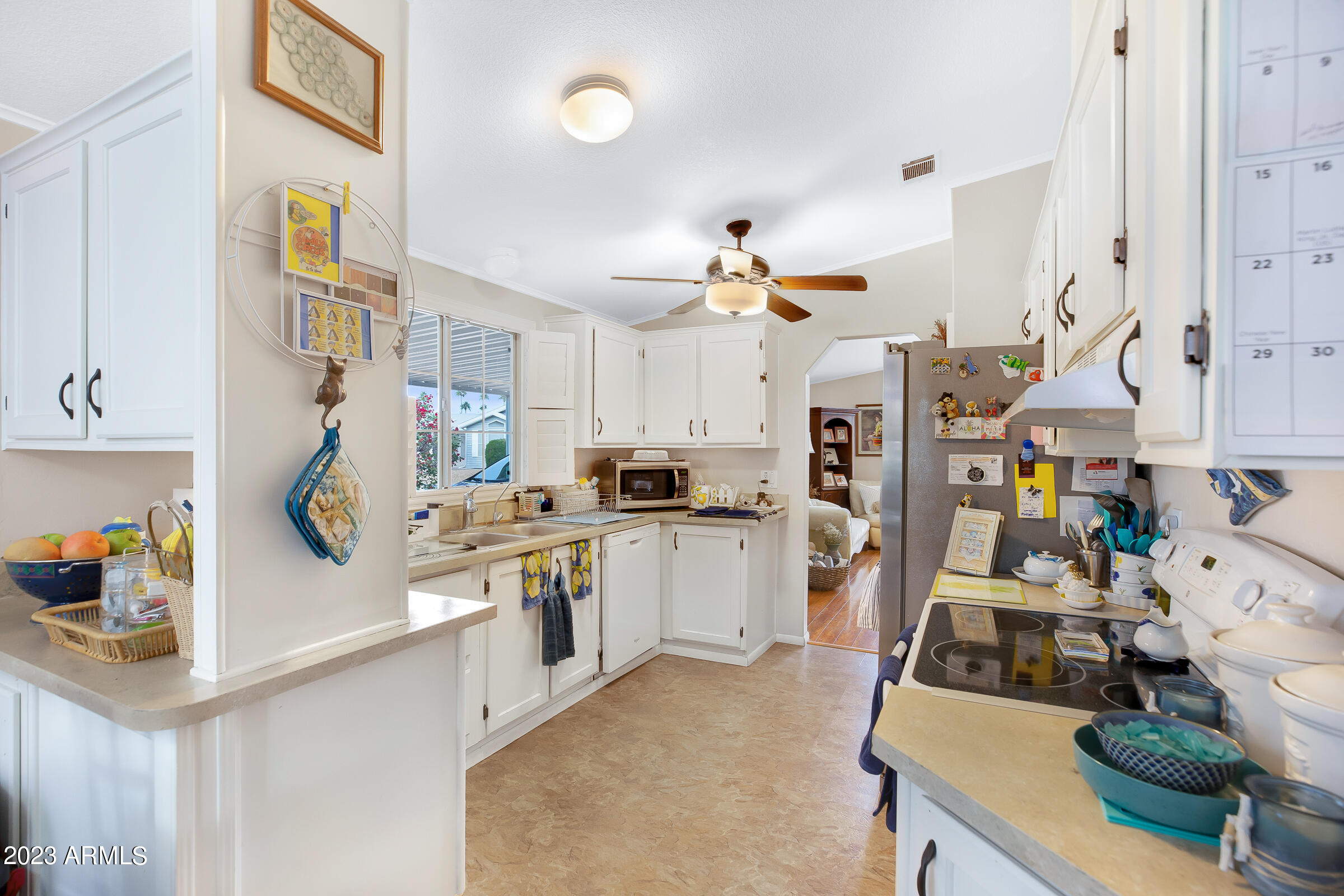 215 North Power Road, Unit 28 Mesa, AZ 85205 - Photo 4 of 28 215 N Power Rd #28-9
