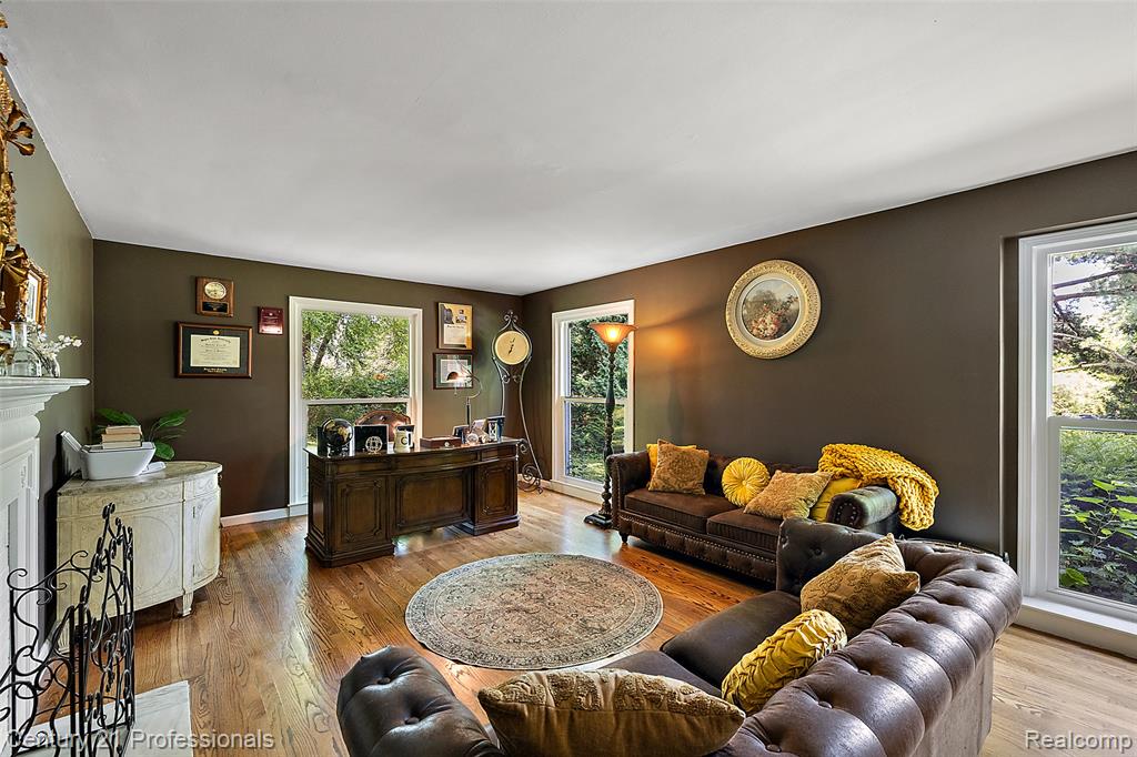 5420 Lahser Road Bloomfield Hills, MI 48302 - Photo 23 of 42 Gallery Image 23