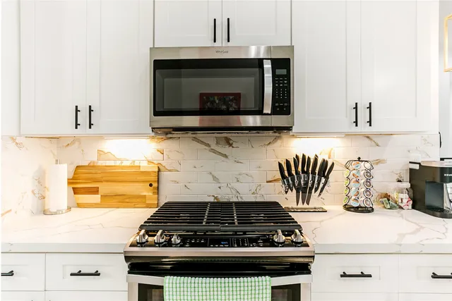 $7,000 | 4303 Chester Street, Houston, TX 77007