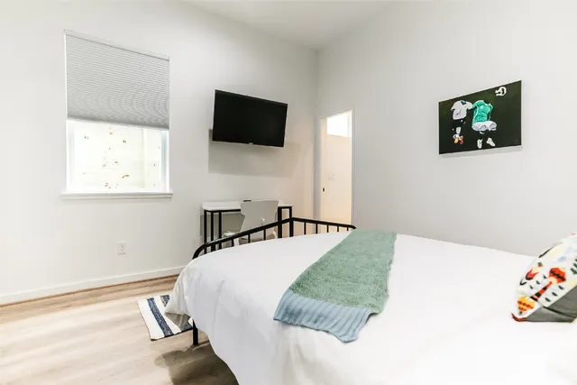 $7,000 | 4303 Chester Street, Houston, TX 77007