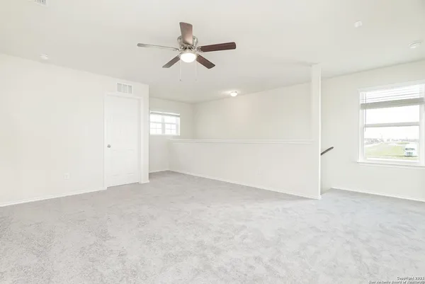 $1,995 | 317 Autumn Blaze, New Braunfels, TX 78130