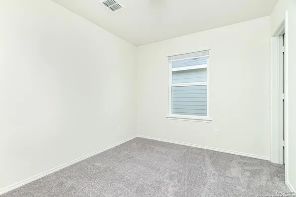 $1,995 | 317 Autumn Blaze, New Braunfels, TX 78130