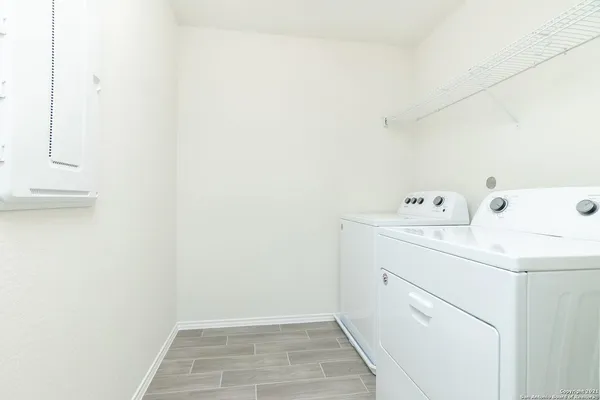 $1,995 | 317 Autumn Blaze, New Braunfels, TX 78130