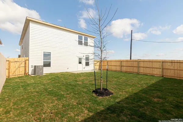 $1,995 | 317 Autumn Blaze, New Braunfels, TX 78130