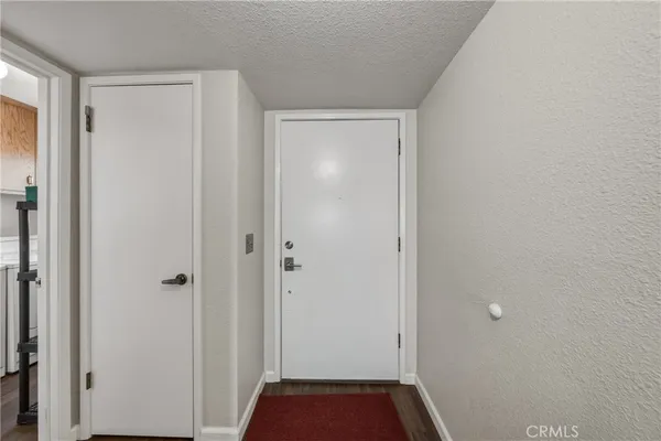 $199,900 | 10 Royale Avenue, Lakeport, CA 95453