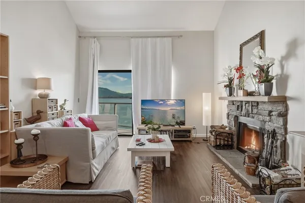 $199,900 | 10 Royale Avenue, Lakeport, CA 95453