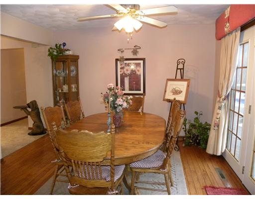 781 North Whitmore Road North Huntingdon, PA 15642 - Photo 4 of 18 Dining Room.