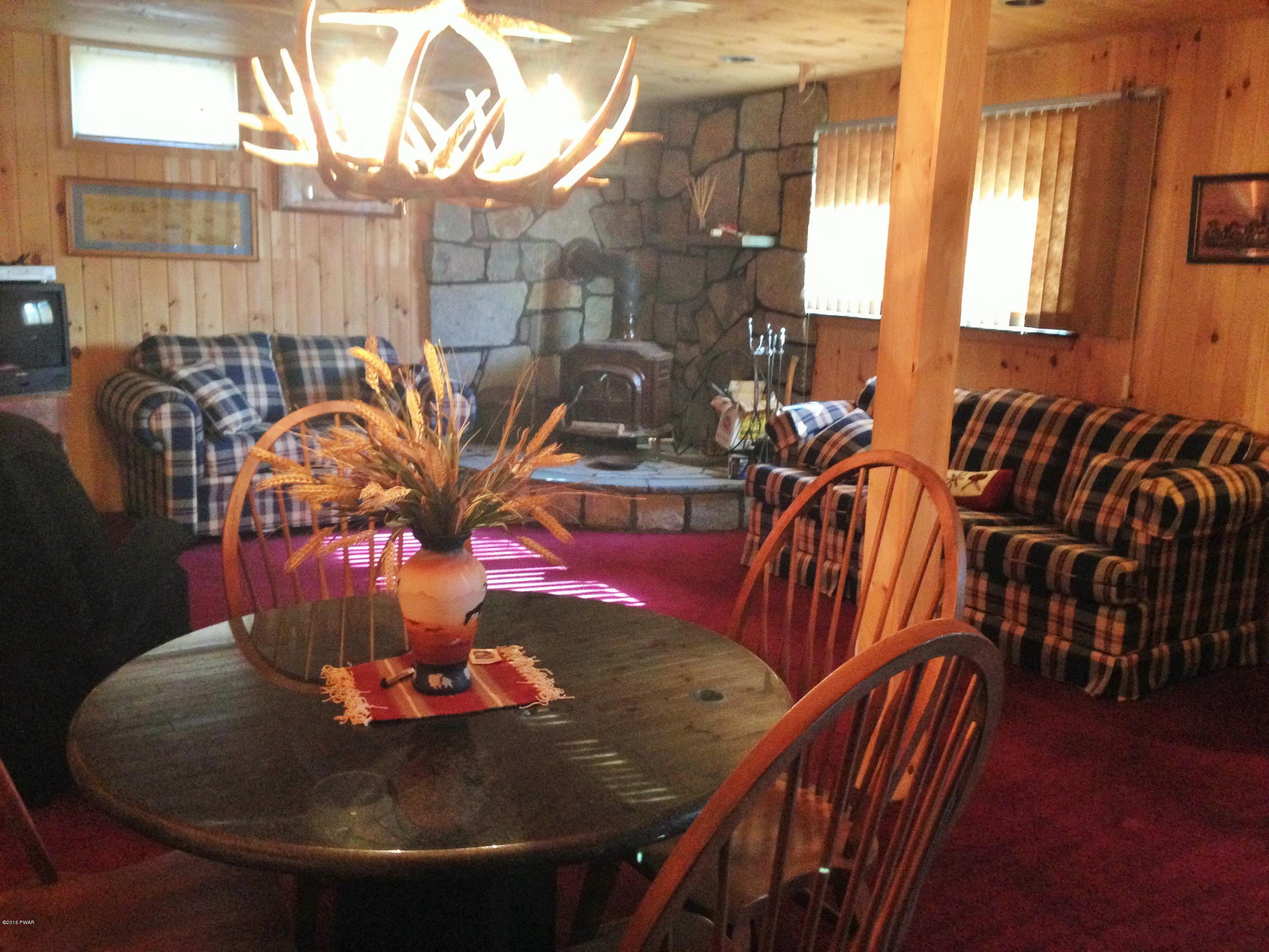 241 Fox Road Dingmans Ferry, PA 18328 - Photo 34 of 47