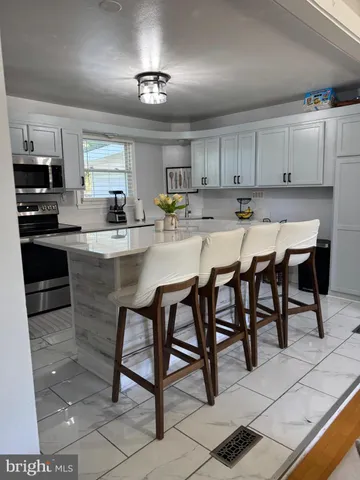 $570,000 | 13123 Oriole Drive, Beltsville, MD 20705