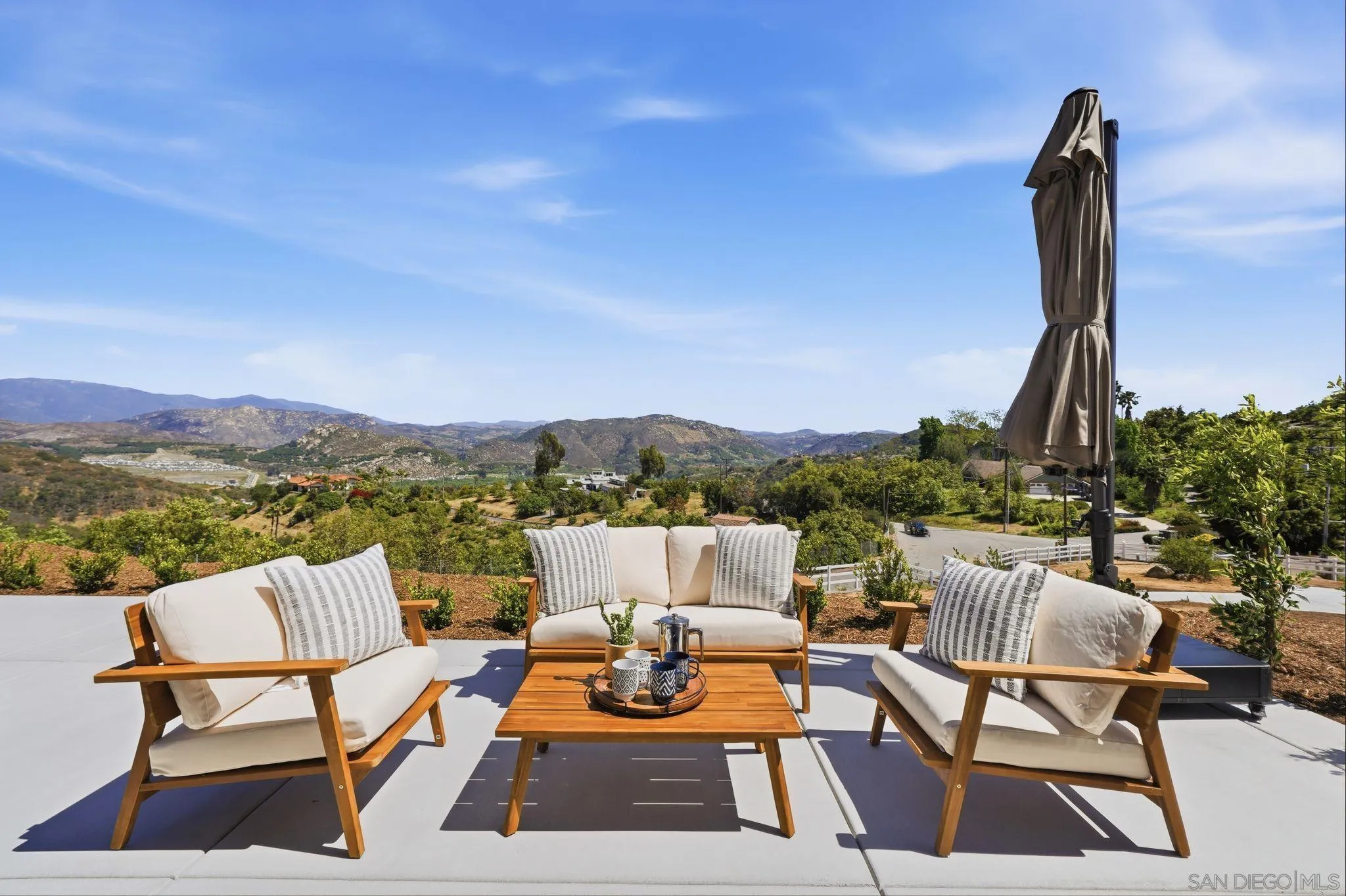 3916 Citrus Drive Fallbrook, CA 92028 - Photo 42 of 72 a view of a terrace with furniture